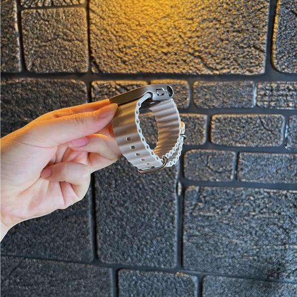 NEW StarLight Silicone Ocean Strap for Apple Watch - Picture 4 of 6